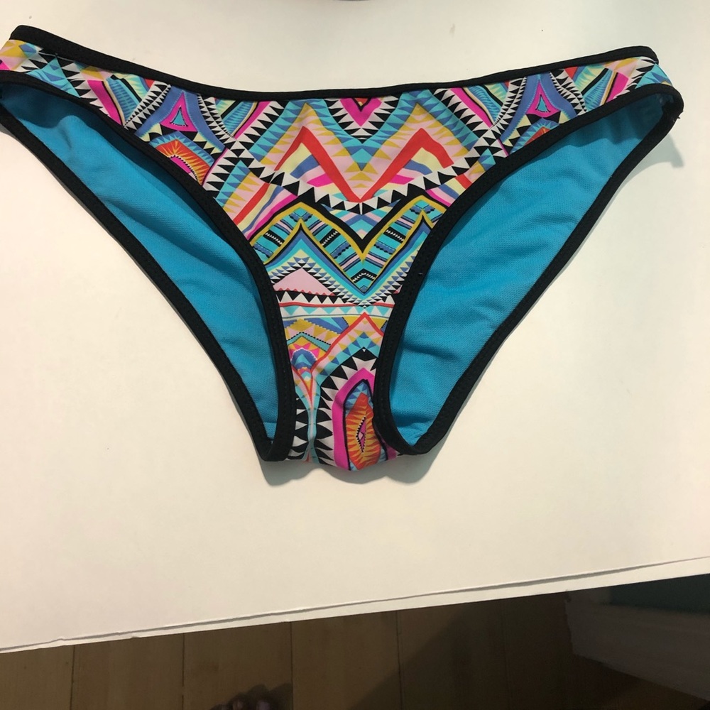 GUC coral tropics bikini bottoms size large
